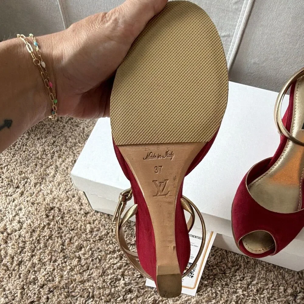 ⁠Louis Vuitton Red Suede Metallic Gold Strap Peep Toe Wedge Sandals 37 Entrupy